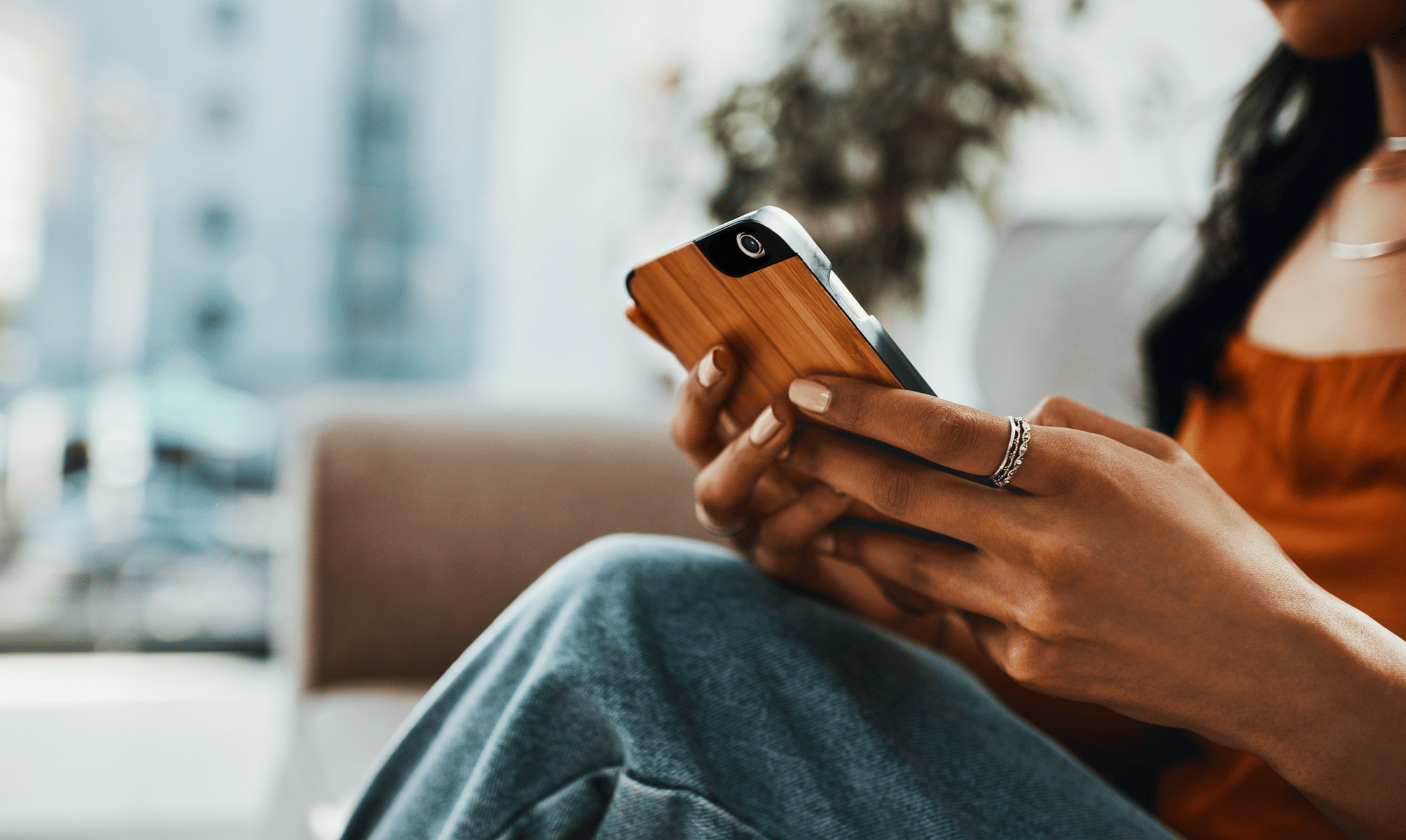 Mental Health - HelpGuide.org - Smartphone Use Disorder Hotline