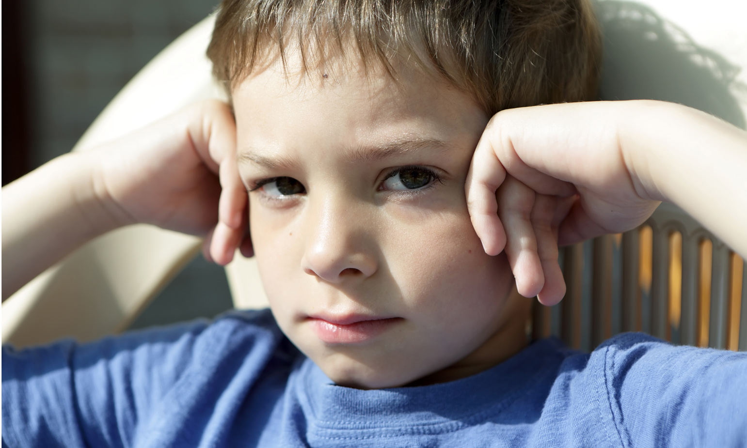 Attachment Disorders in Children: Causes, Symptoms, and Treatment - HelpGuide.org